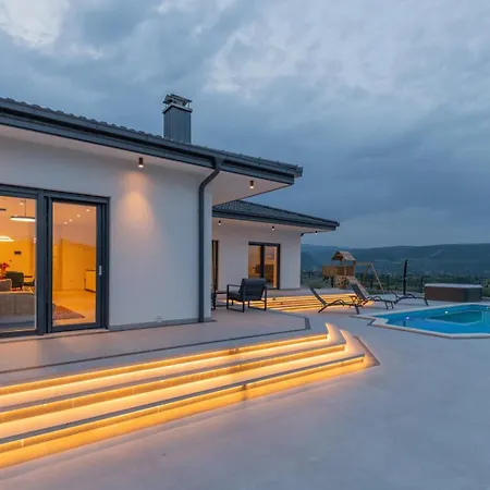 New! Dalmatia With Sauna, Hot Tub, Heated Pool Villa *
