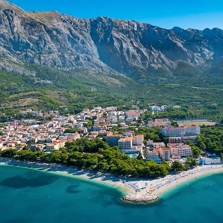 New! Dalmatia With Sauna, Hot Tub, Heated Pool *
