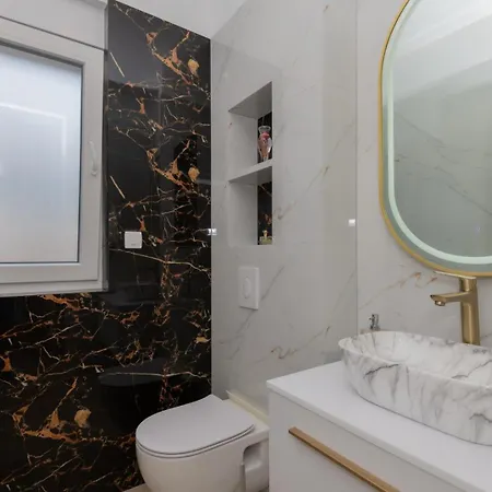 New! Dalmatia With Sauna, Hot Tub, Heated Pool