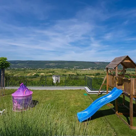 Villa New! Dalmatia With Sauna, Hot Tub, Heated Pool Grubine