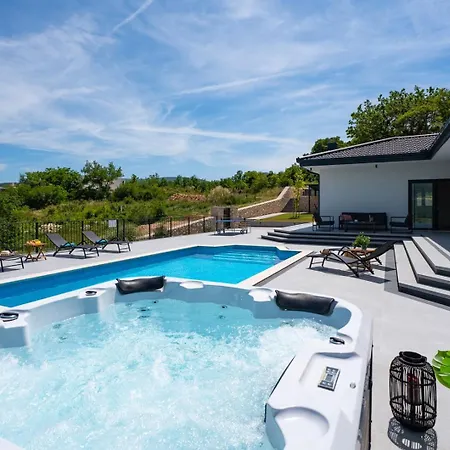 Dalmatia With Sauna, Hot Tub, Heated Pool Villa Grubine